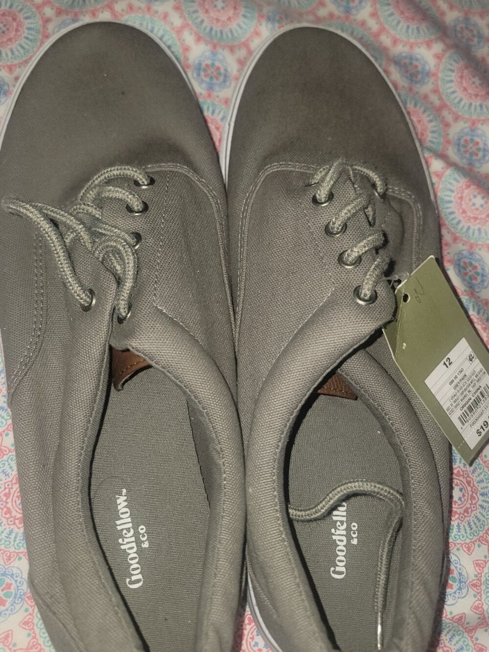 Mens sneakers size 12